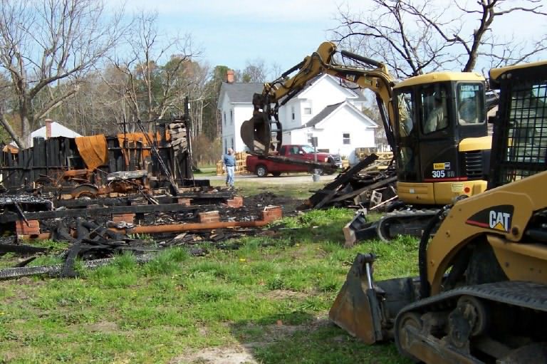 03-2008_Post-fire Cleanup 26.jpg